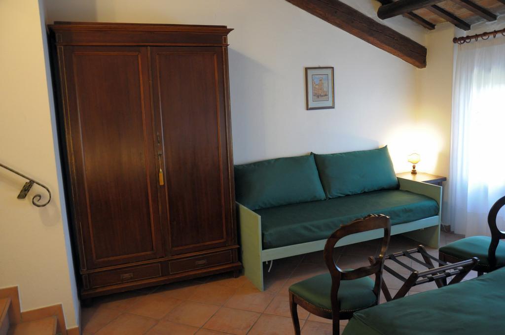 Agriturismo-R&B Corte Dei Gioghi Ferrara Habitación foto